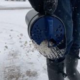 Chapin 8740 Hand Shaker Spreader - 64 oz